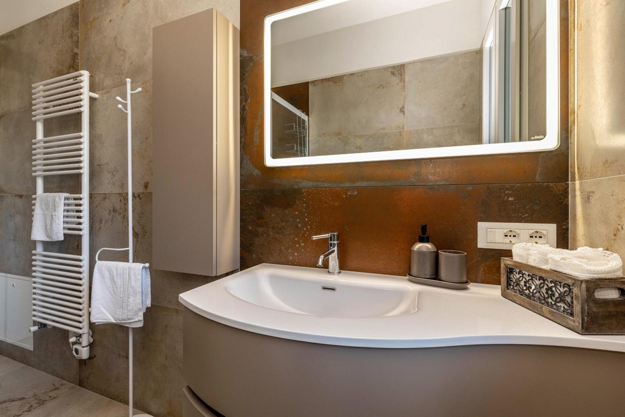 Casa Serena Lake View Тори дел Бенако Екстериор снимка